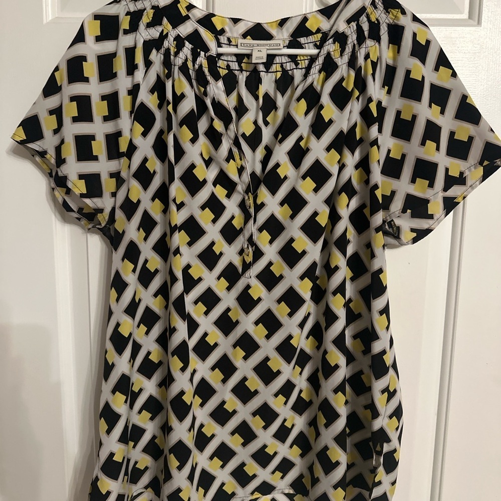 Dana Buchman Black, White, and Yellow Patterned Blouse